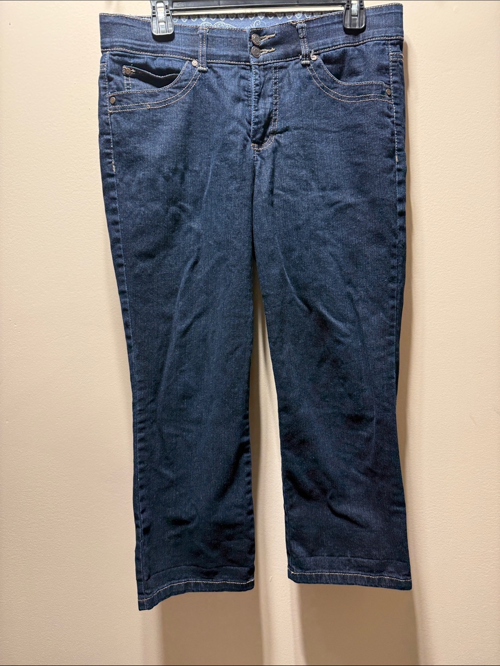 Bandolino Navy Cropped Stretch Jeans